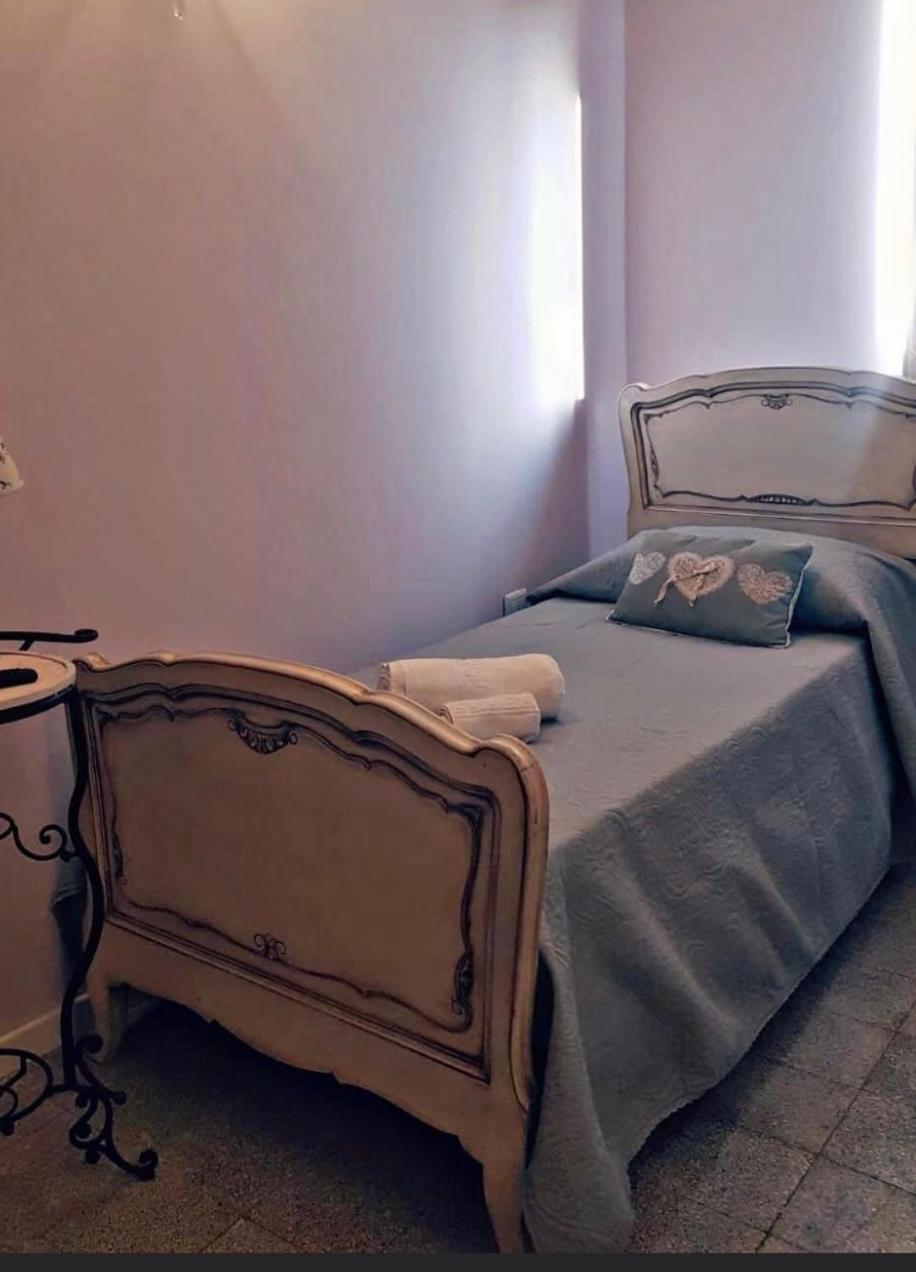 Hotel Gioia Chic & Economy à Gioia Tauro Extérieur photo
